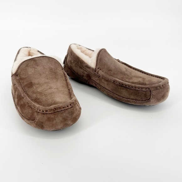 UGG Other - UGG Mens Australia 5775 Ascot Chestnut Brown Suede Sheepskin Slippers Shoes